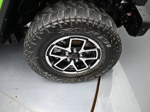 Used 2025 Jeep Gladiator Rubicon AWD/4WD image 21