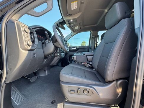 Used 2025 Chevrolet Silverado 1500 Custom Trail Boss w/ Turbomax Blackout Package image 19