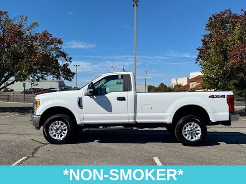 Used 2018 Ford F250 XL w/ Power Equipment Group image 4