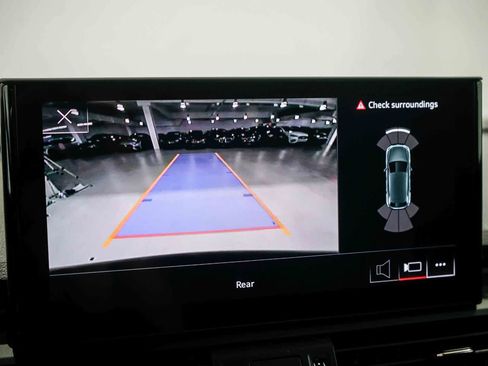 Used 2023 Audi Q5 2.0T Premium w/ Convenience Package image 24