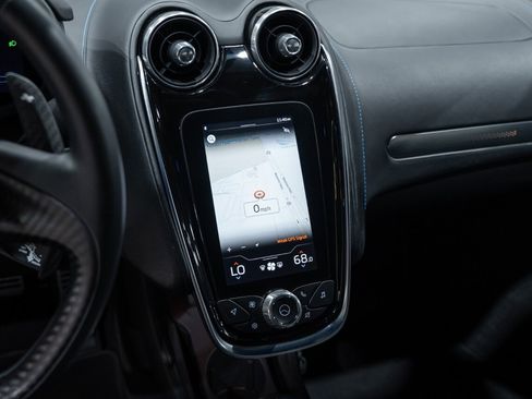 Used 2021 McLaren GT image 50