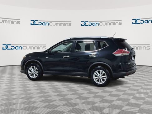 Used 2016 Nissan Rogue SV image 6