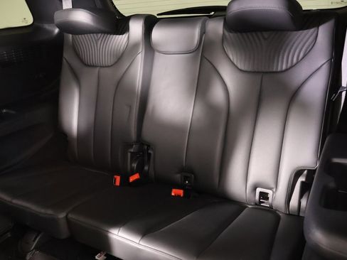 Used 2023 Hyundai Palisade Calligraphy w/ Winter Package image 14