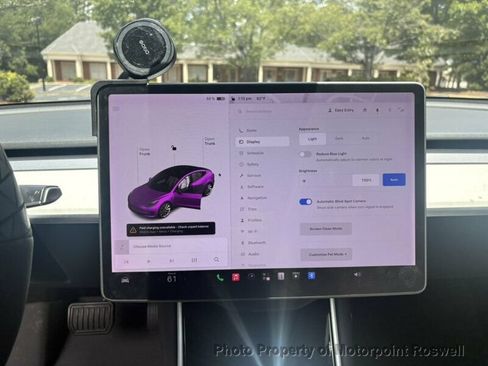 Used 2020 Tesla Model 3 Standard Range Plus RWD image 9