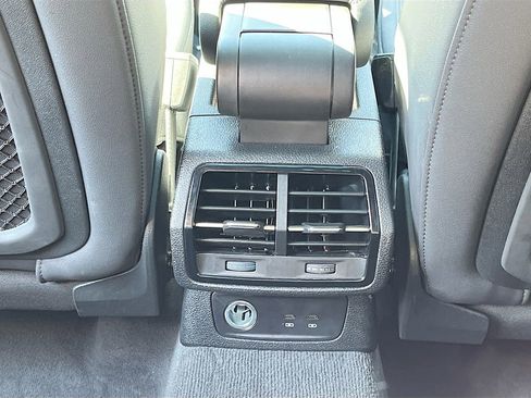 Used 2024 Audi Q3 2.0T Premium Plus image 31