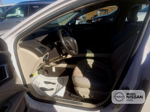 Used 2018 Lincoln MKZ Select w/ Select Plus Package image 11