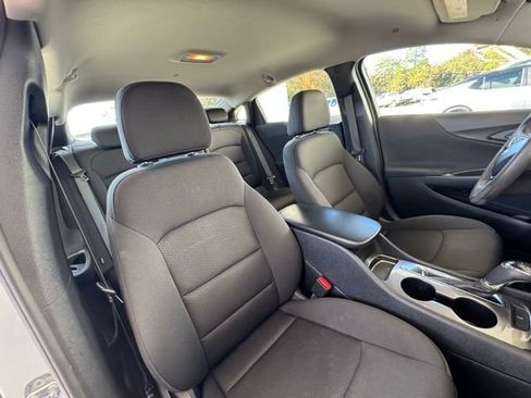 Used 2020 Chevrolet Malibu LS image 18