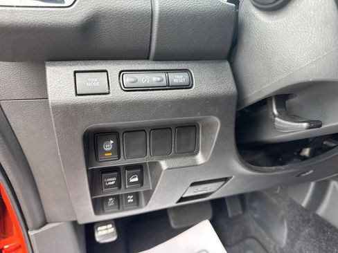 Certified 2025 Nissan Frontier PRO-4X AWD/4WD image 14