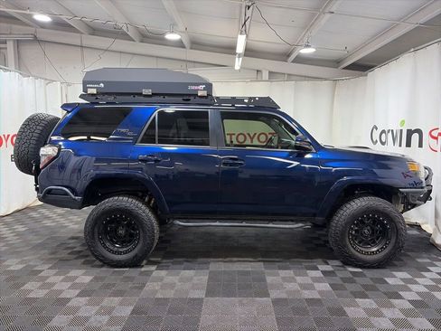 Used 2023 Toyota 4Runner TRD Off-Road Premium AWD/4WD image 10