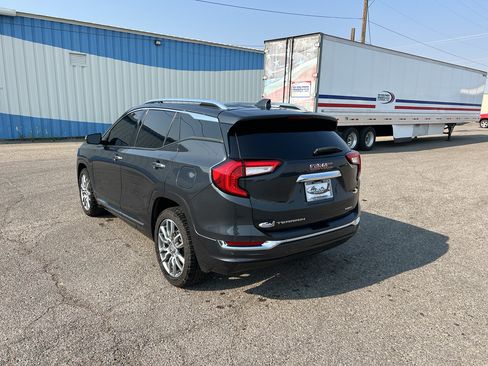 Used 2022 GMC Terrain Denali AWD/4WD image 3