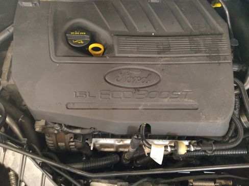 Used 2018 Ford Escape SE w/ SE Sync 3 Package image 30