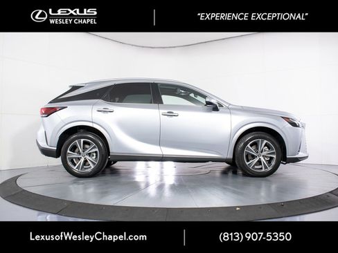 Used 2024 Lexus RX 350 Premium w/ Accessory Package (Z1) FWD image 4