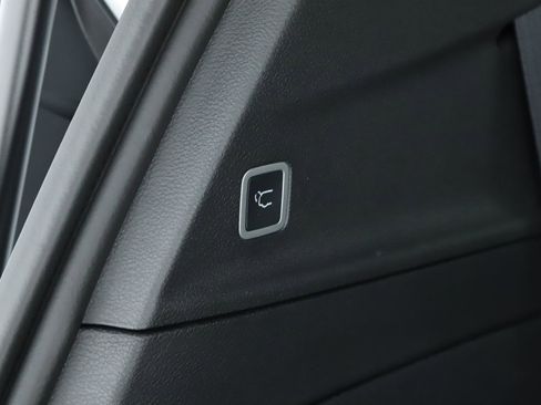 New 2026 Chrysler Pacifica Select image 16