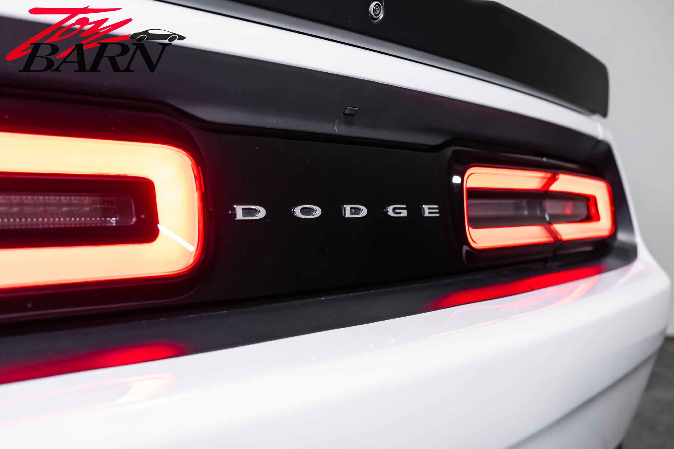 Used 2018 Dodge Challenger R/T Scat Pack RWD image 18