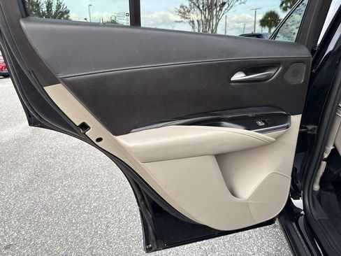 Used 2019 Cadillac XT4 Luxury image 13