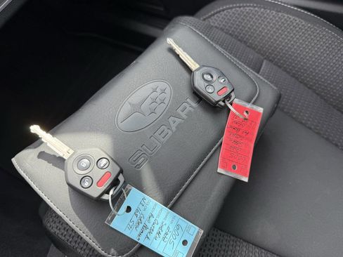 Used 2022 Subaru Outback Premium image 21