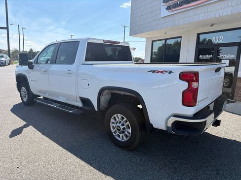 Used 2025 Chevrolet Silverado 2500 LT w/ Safety Package AWD/4WD image 5