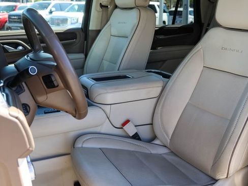 Used 2023 GMC Yukon Denali w/ Max Trailering Package AWD/4WD image 16
