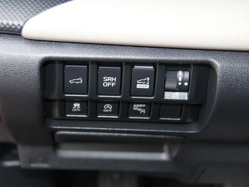 Certified 2023 Subaru Forester Limited image 64