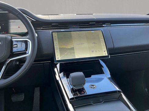 New 2026 Land Rover Range Rover Sport SE image 6