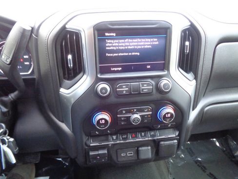 Used 2022 Chevrolet Silverado 2500 LT w/ Fleet Comfort Package image 34