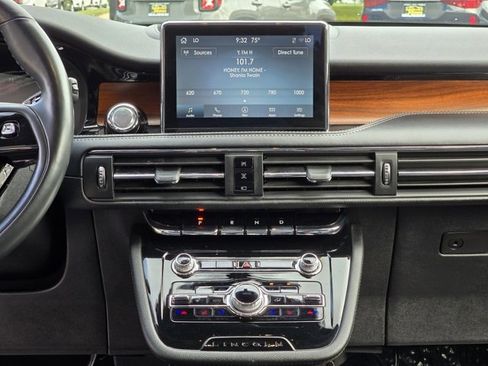 Used 2022 Lincoln Corsair Reserve w/ Equipment Group 201A image 25