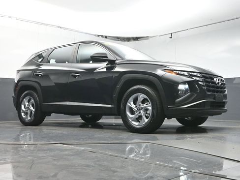 Used 2023 Hyundai Tucson SE image 38