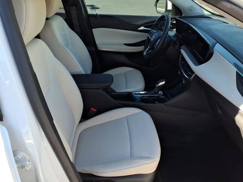 Used 2024 Buick Encore GX Preferred w/ Advanced Technology Package image 17