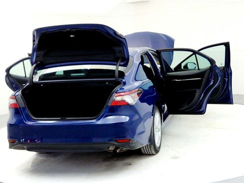 Certified 2023 Toyota Camry LE image 11