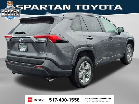 Used 2024 Toyota RAV4 XLE FWD image 7