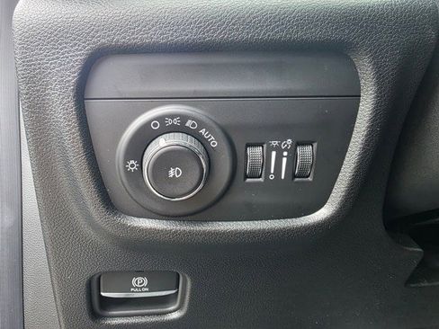 New 2025 Jeep Grand Cherokee L Limited image 15