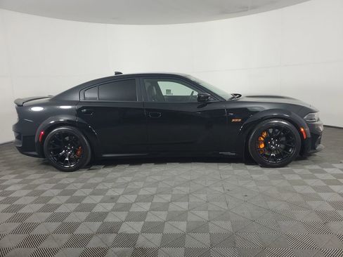 Used 2022 Dodge Charger Scat Pack image 3