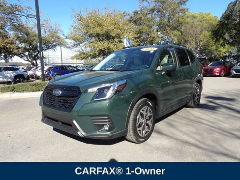 Used 2024 Subaru Forester Premium image 4