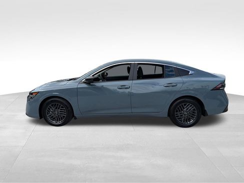 New 2026 Nissan Sentra SV w/ Floor Mat Package FWD image 4