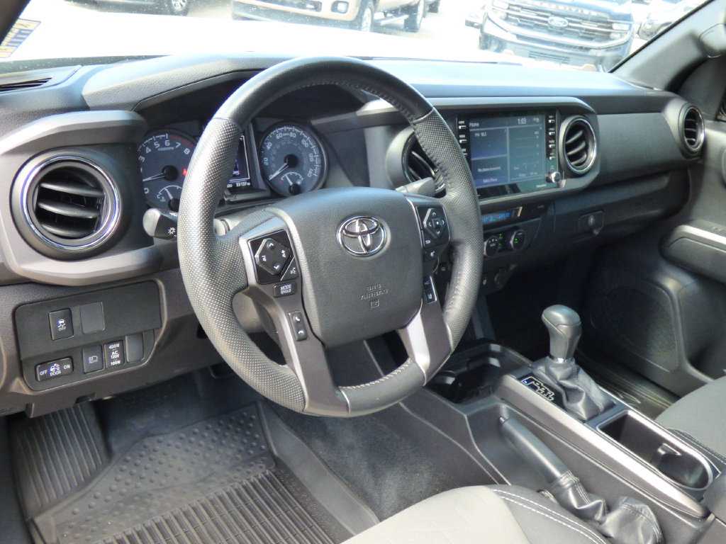 Used 2023 Toyota Tacoma TRD Off-Road AWD/4WD image 21