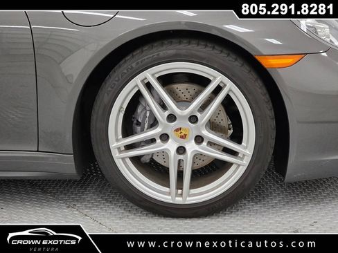 Used 2017 Porsche 911 Carrera 4 AWD/4WD image 15