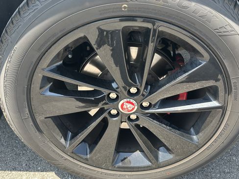 Used 2021 Jaguar F-PACE S AWD/4WD image 13