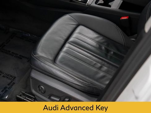 Used 2023 Audi Q5 2.0T Premium w/ Convenience Package image 14