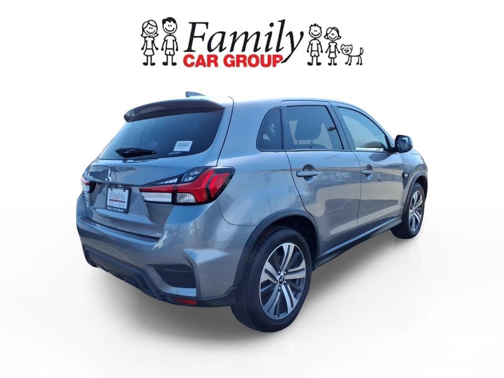 Used 2024 Mitsubishi Outlander Sport ES AWD/4WD image 4