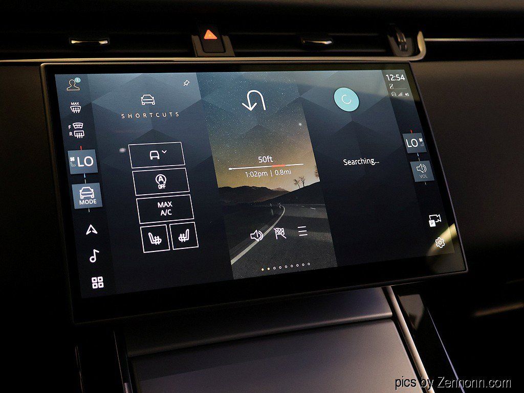 Used 2024 Land Rover Range Rover Evoque S AWD/4WD image 18