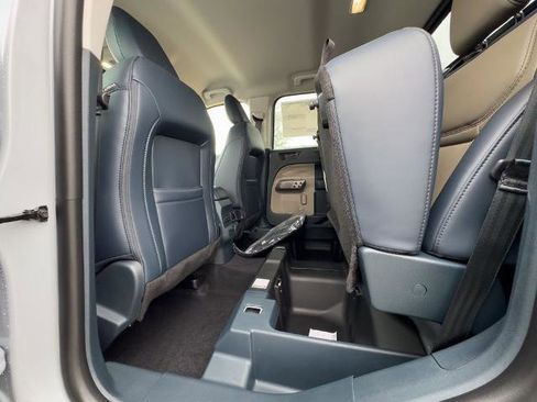 New 2026 Ford Maverick Lariat w/ 4K Tow Package image 14