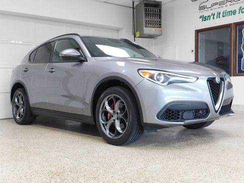 Used 2019 Alfa Romeo Stelvio Ti Sport AWD/4WD image 6