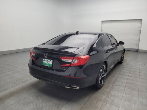 Used 2018 Honda Accord Sport image 9