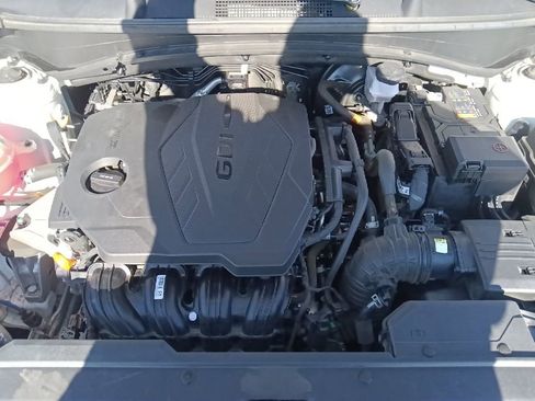 Used 2024 Kia Sportage LX image 32