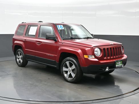 Used 2016 Jeep Patriot High Altitude AWD/4WD image 8