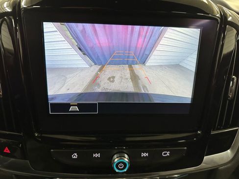 Certified 2023 Chevrolet Traverse LT w/ LPO, Floor Liner Package image 15