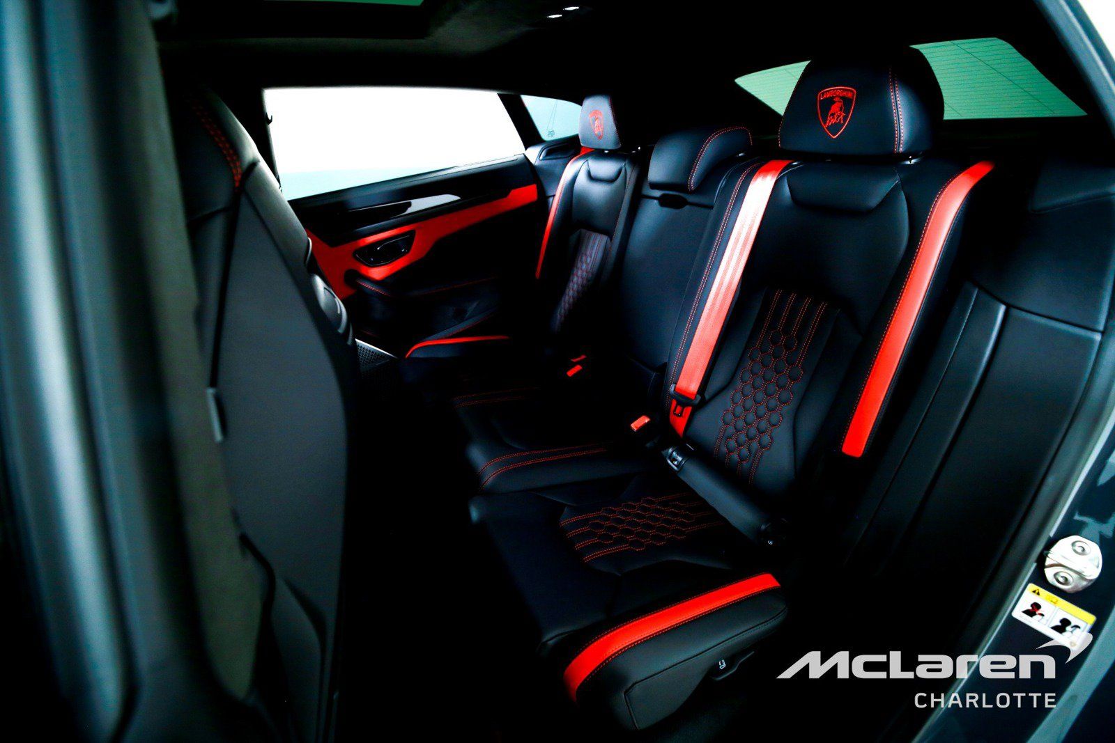 Used 2025 Lamborghini Urus S AWD/4WD image 17