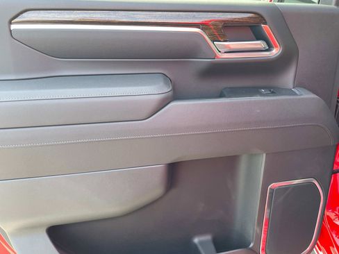 New 2025 GMC Sierra 2500 SLE w/ SLE Value Package; image 23