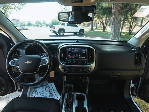 Used 2021 Chevrolet Colorado LT w/ Fleet Safety Package image 13