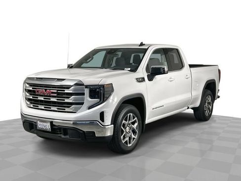 Used 2026 GMC Sierra 1500 SLE w/ Preferred Package RWD image 1